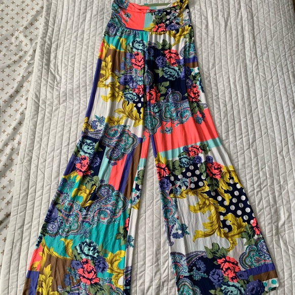 Pants - Picture 2 of 10